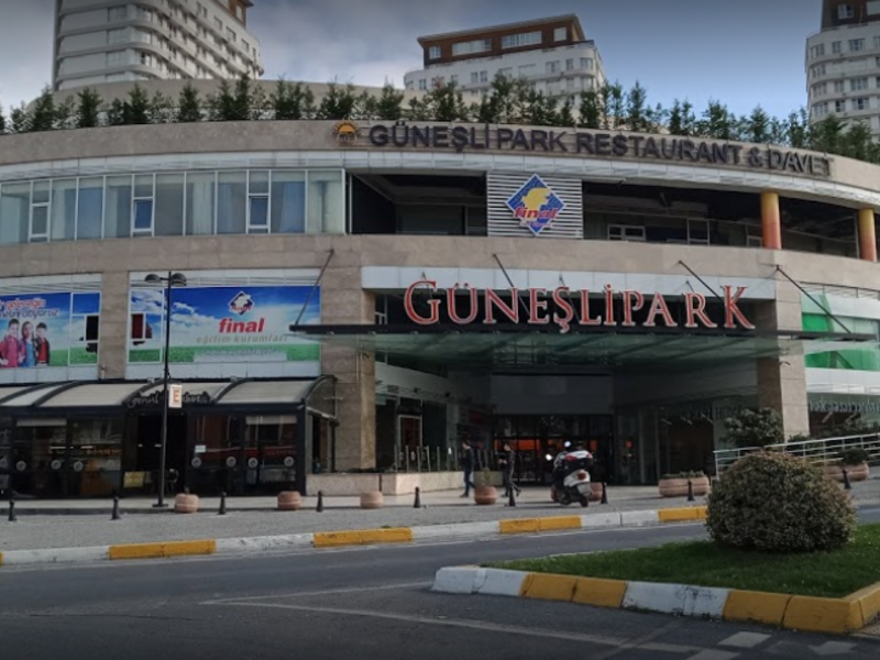 Güneşli Korsan Taksi
